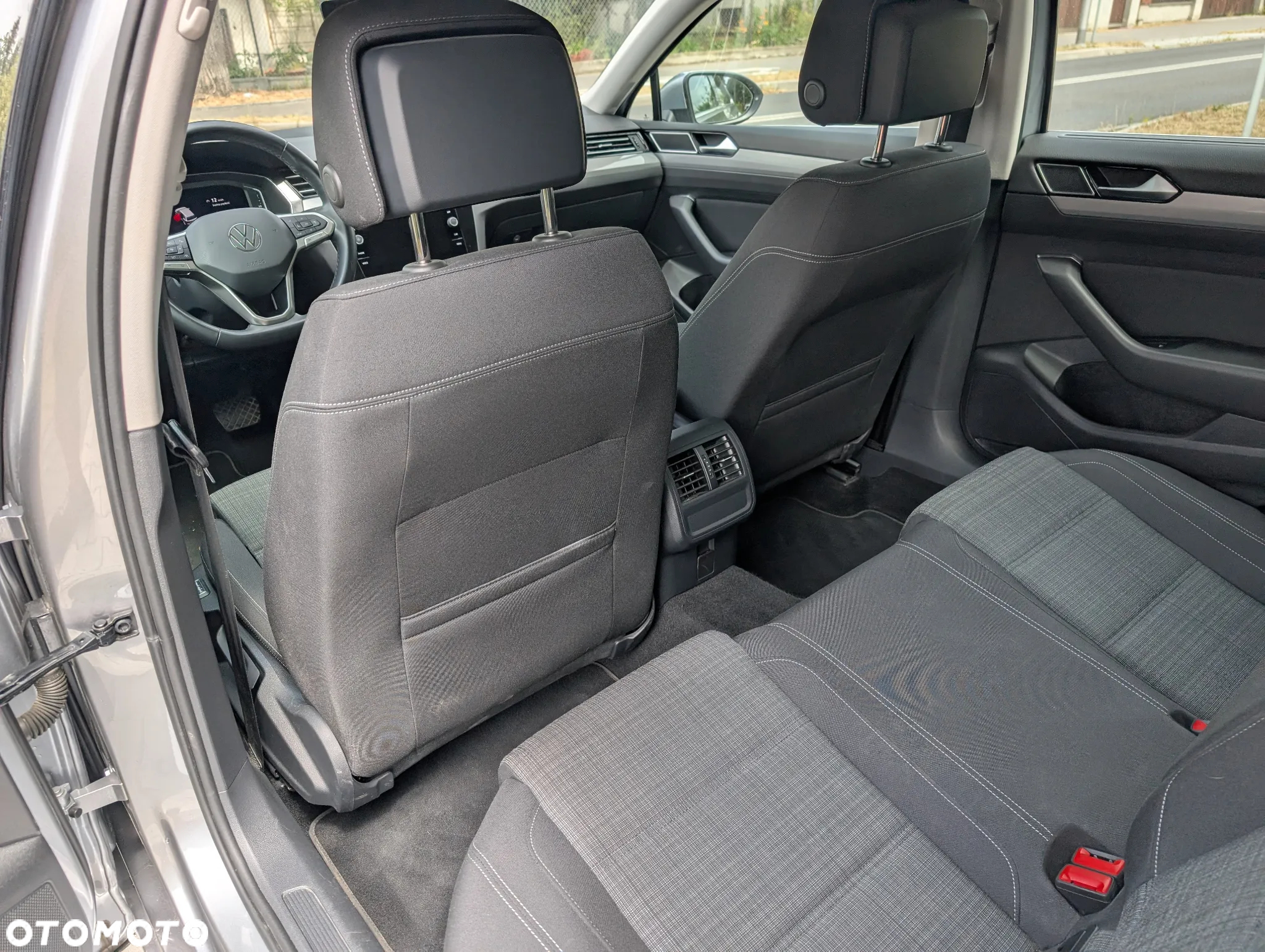 Volkswagen Passat 1.5 TSI EVO Business DSG - 12