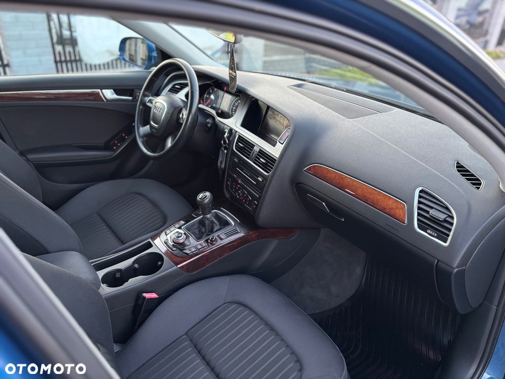 Audi A4 Avant - 12