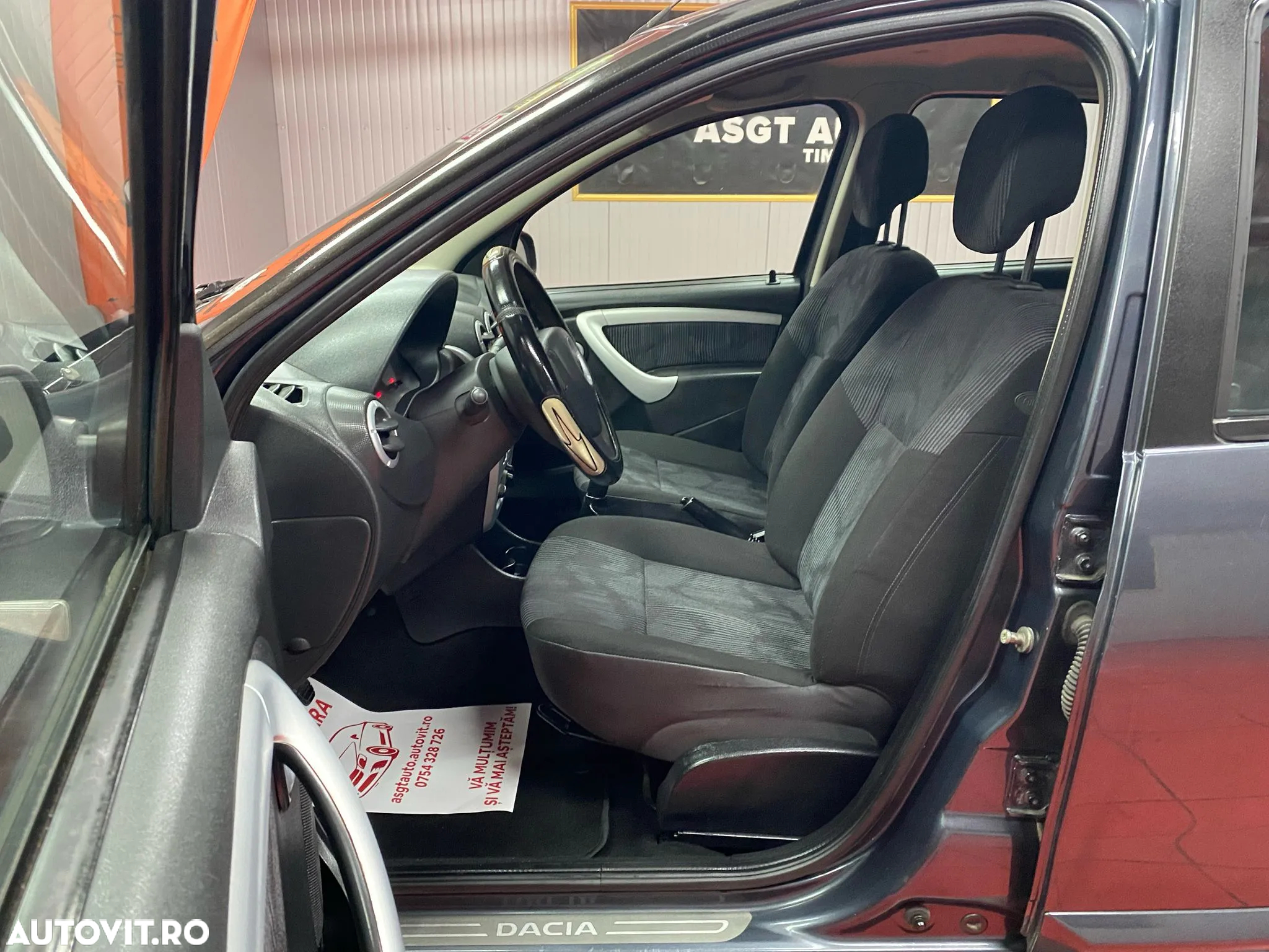 Dacia Sandero - 11