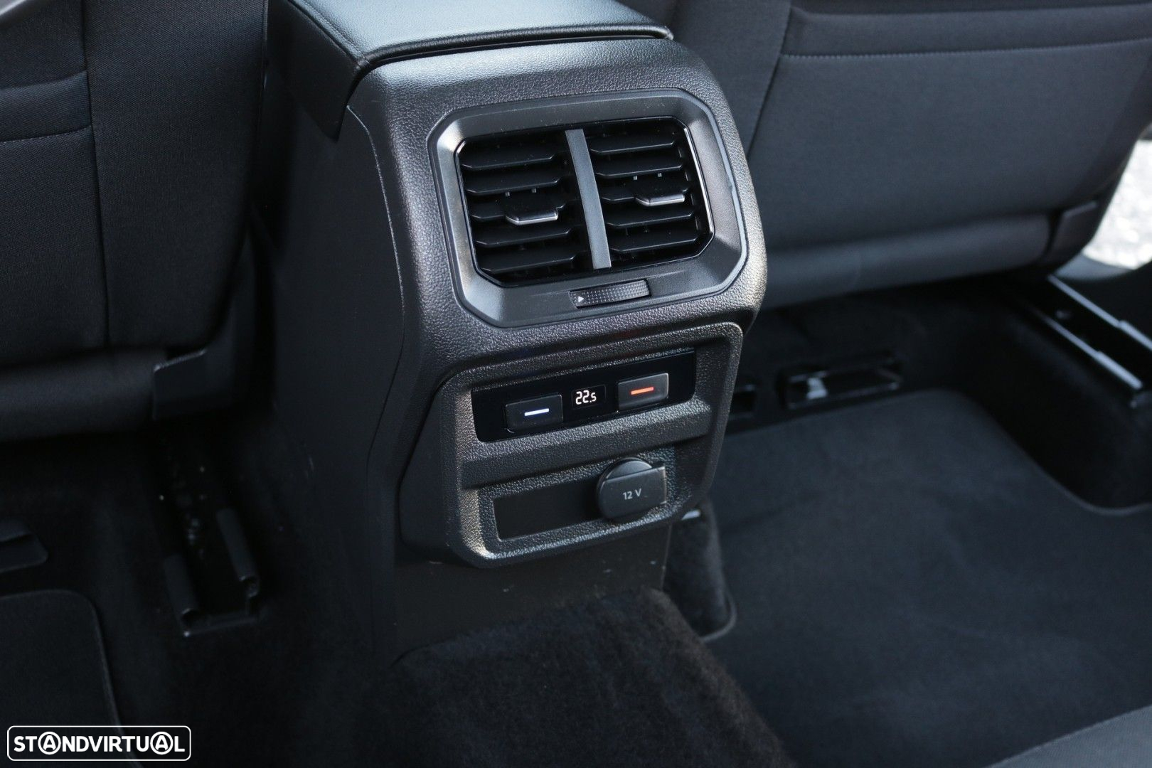 VW Tiguan 2.0 TDI Highline DSG - 28