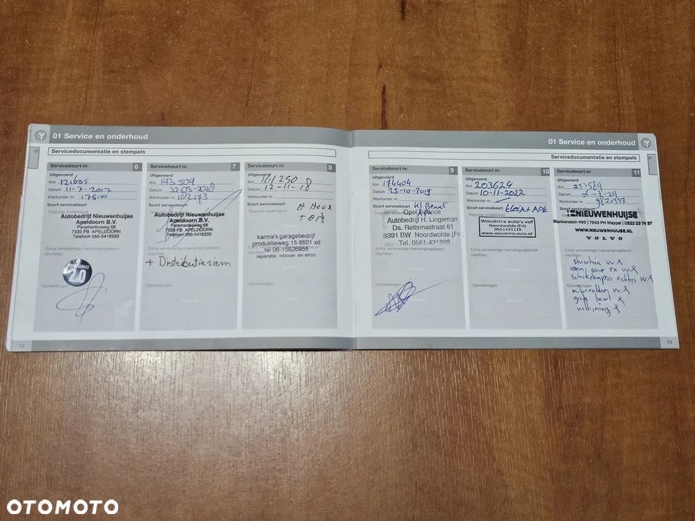 Volvo V40 D2 R-Design - 33