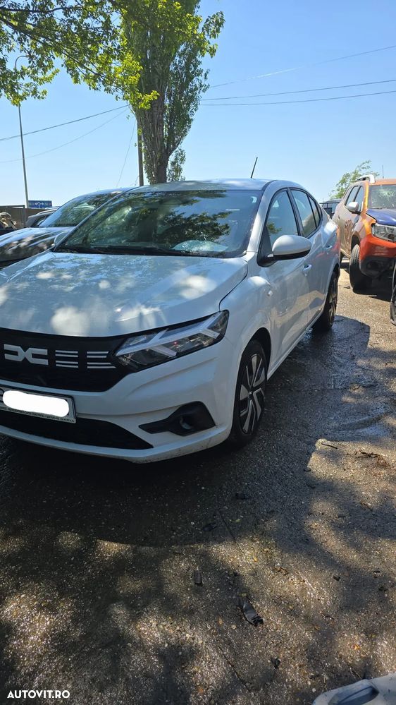 Dacia Logan TCe 90 MT6 Expression - 8