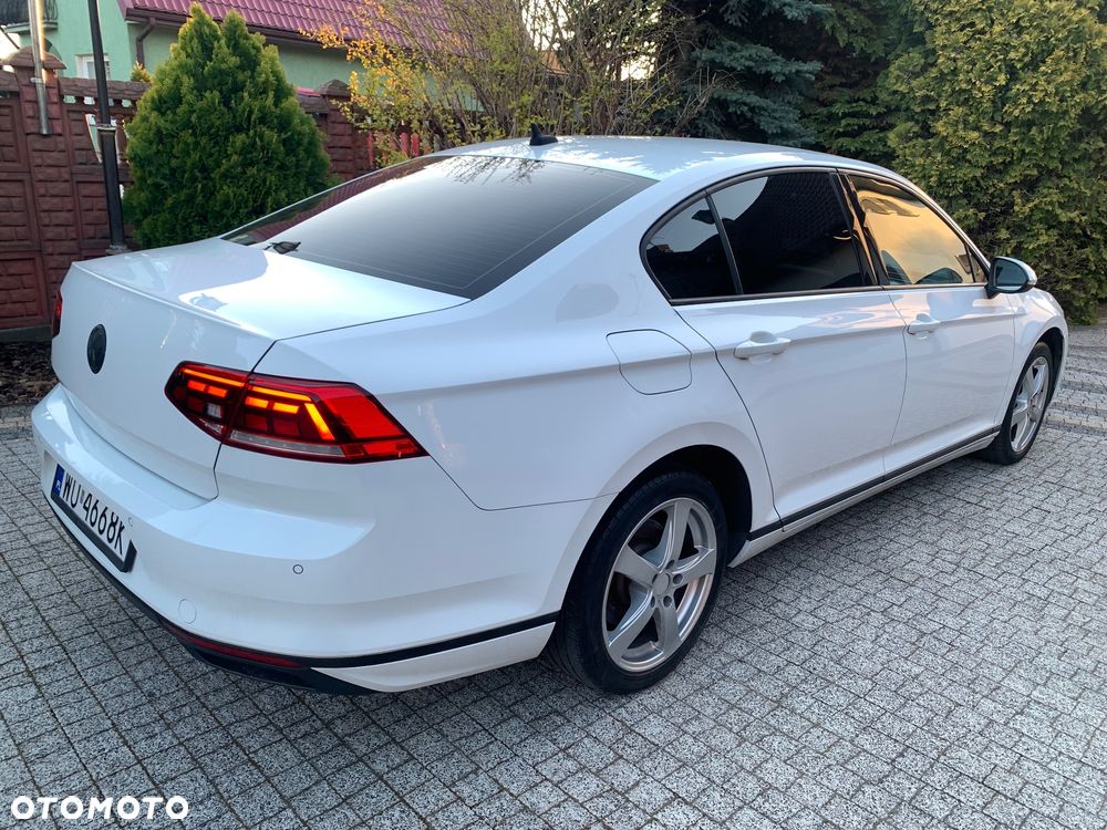 Volkswagen Passat 2.0 TDI EVO Elegance - 27