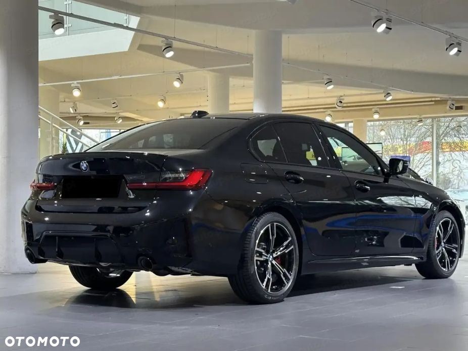BMW Seria 3 330d xDrive mHEV M Sport sport - 5