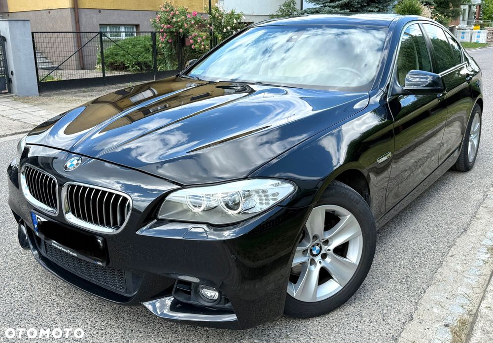 BMW Seria 5 523i - 1