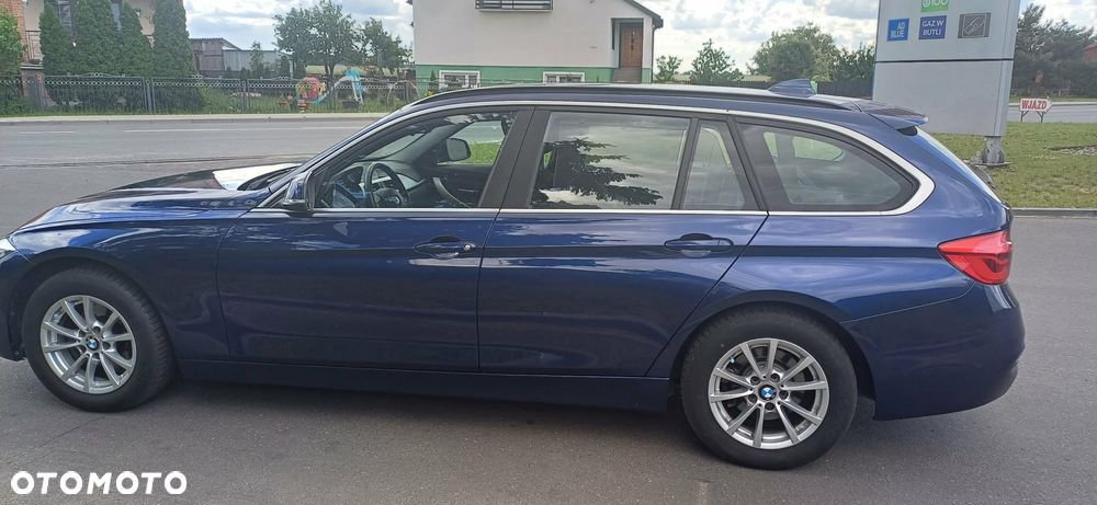 BMW Seria 3 318d xDrive - 6