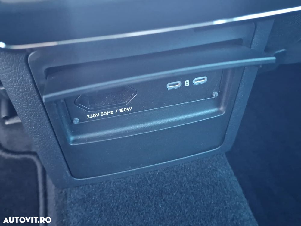 Skoda Superb 2.0 TDI DSG Ambition - 38