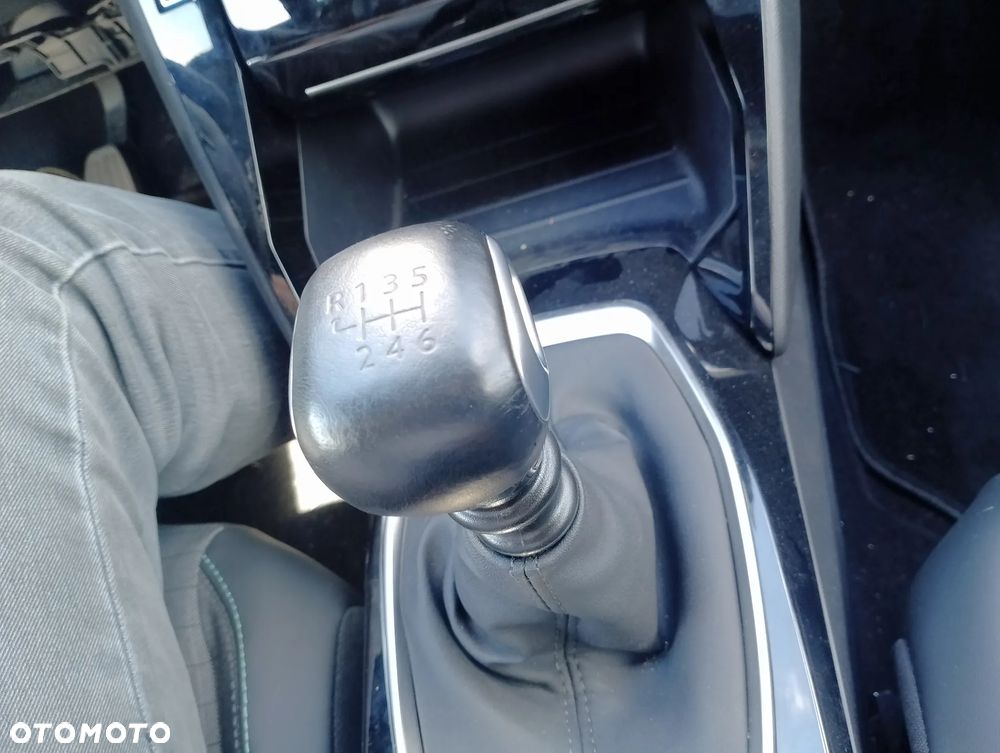 Peugeot 2008 PureTech 130 GT - 2