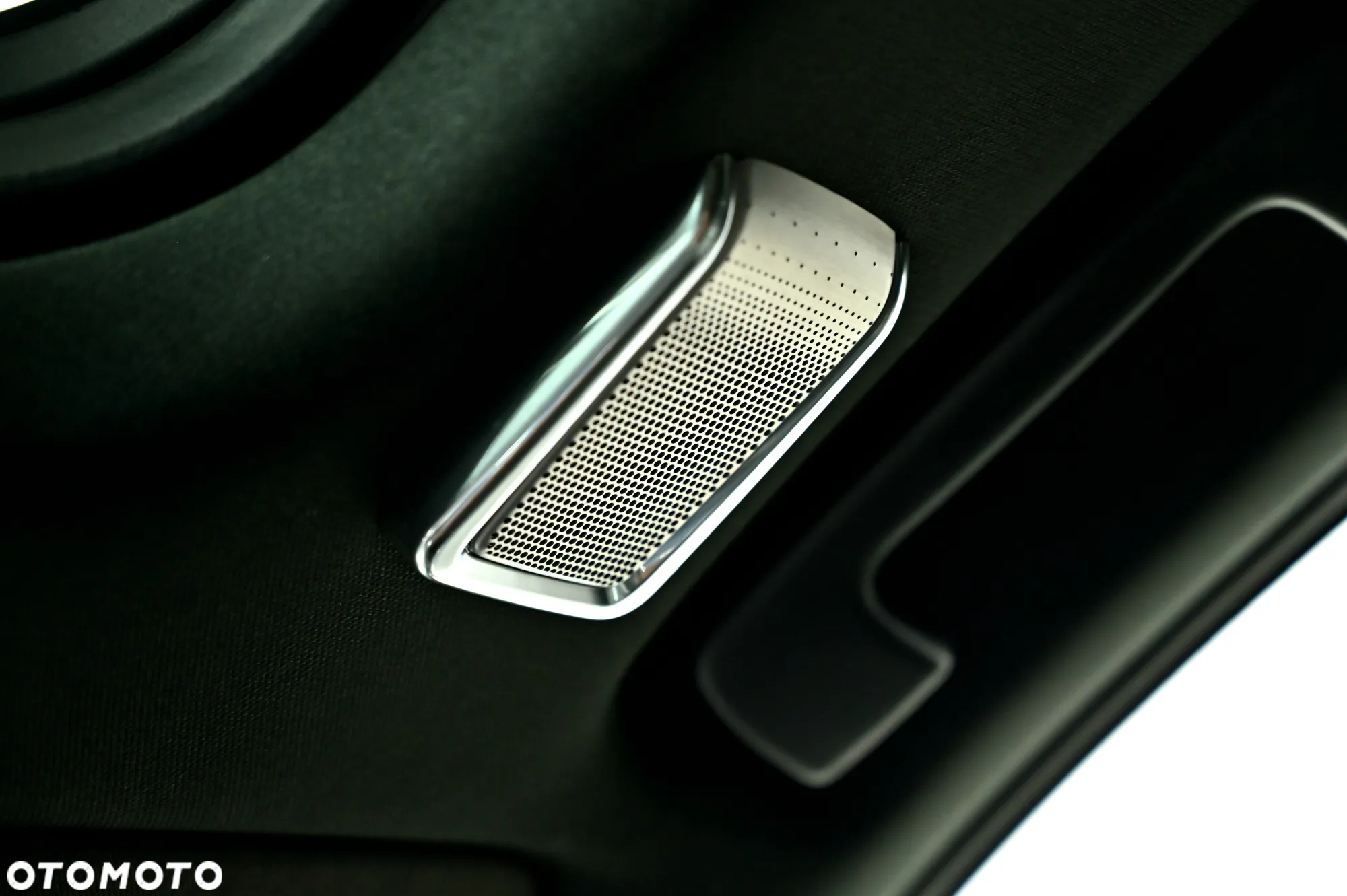 Cadillac Escalade - 38