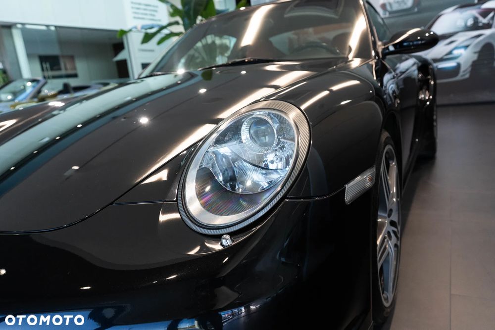 Porsche 911 Turbo Tiptronic S - 30