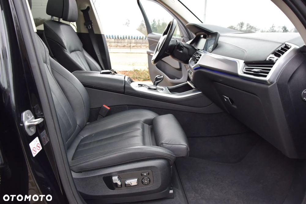BMW X5 xDrive30d - 16