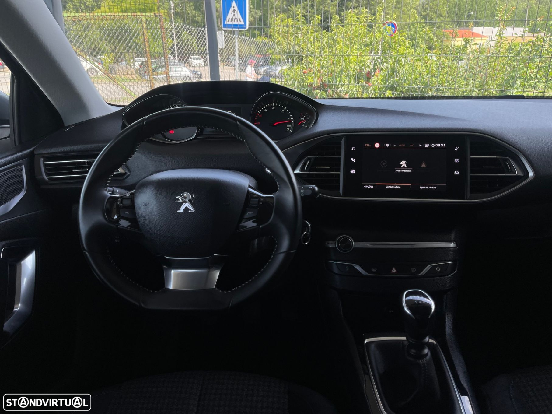 Peugeot 308 SW 1.5 BlueHDi Style - 32