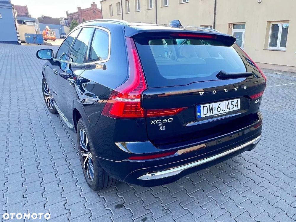 Volvo XC 60 B4 D AWD Plus Bright - 17