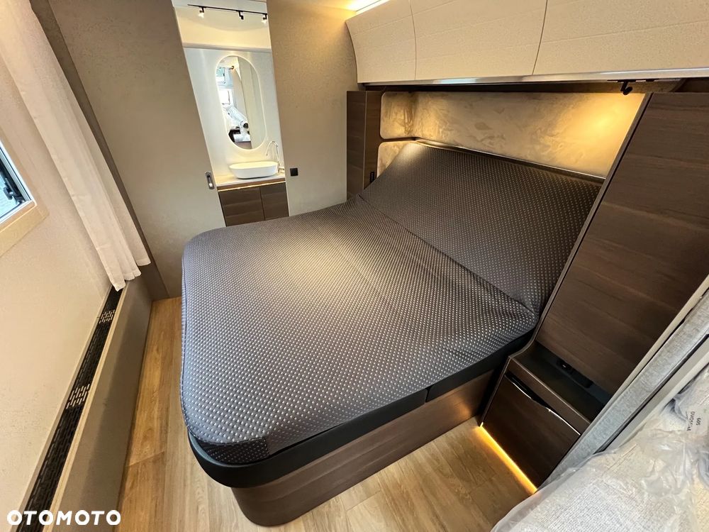 Adria Alpina 663 HT - 21