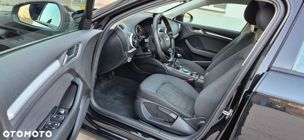 Audi A3 Sportback 1.2 TFSI Attraction - 10