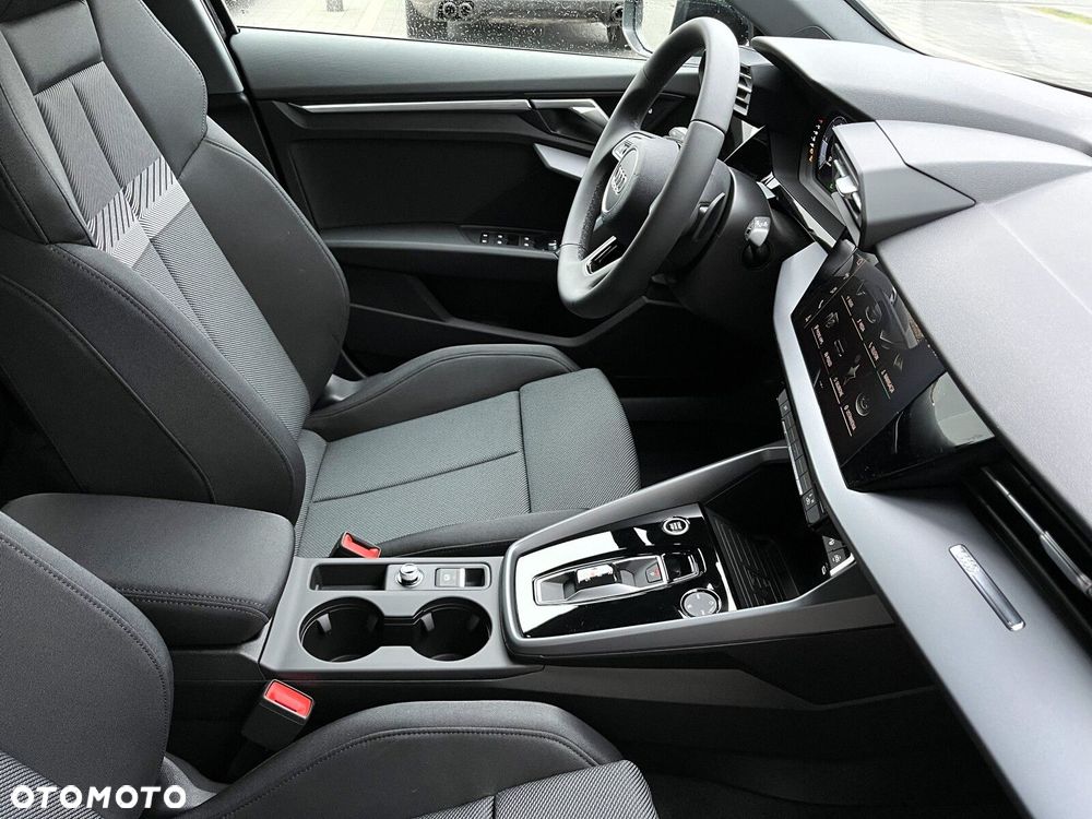 Audi A3 Sportback - 18