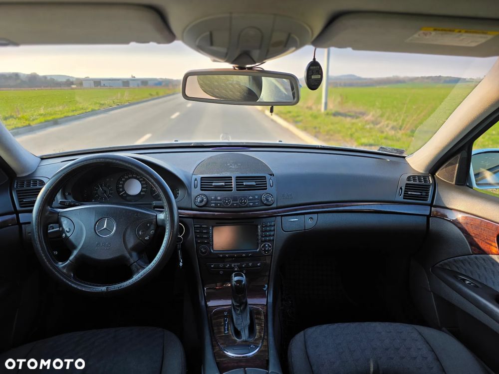 Mercedes-Benz Klasa E 220 CDI Automatik Classic - 4