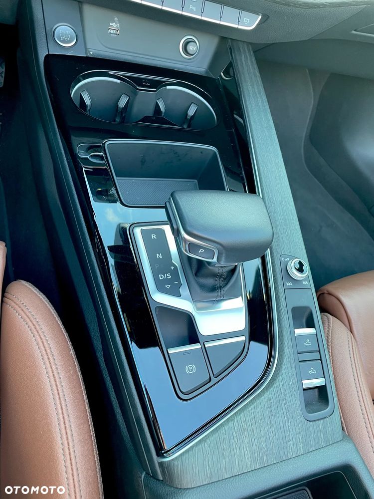 Audi A5 Cabrio 45 TFSI quattro S tronic - 16