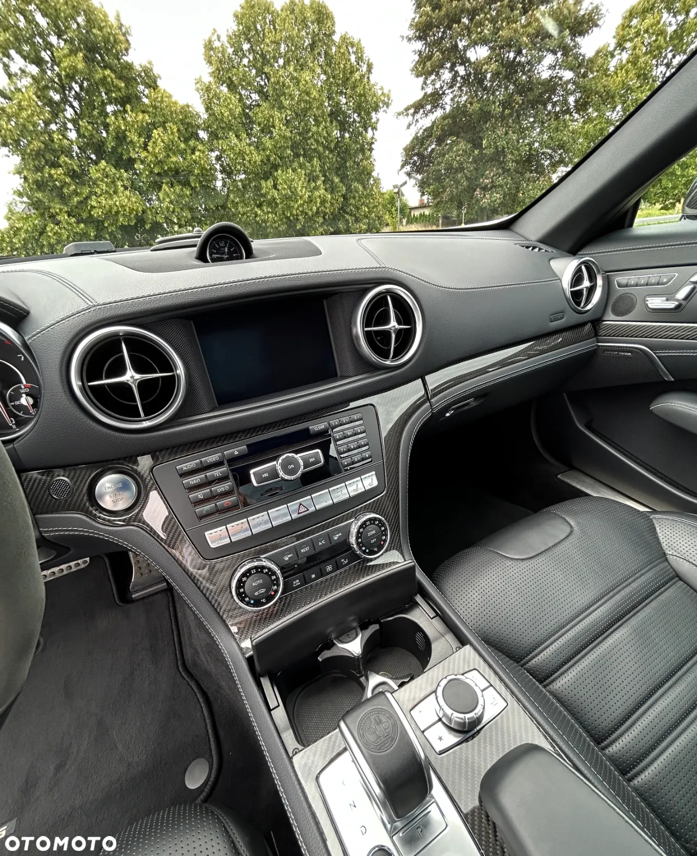 Mercedes-Benz SL - 9