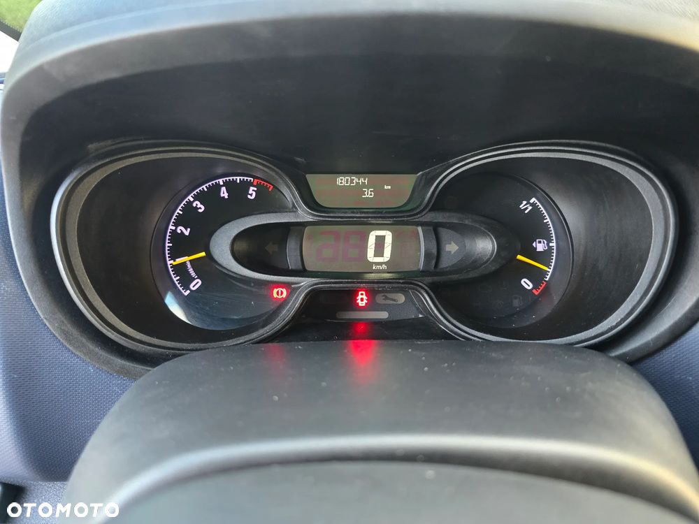 Opel Vivaro - 19