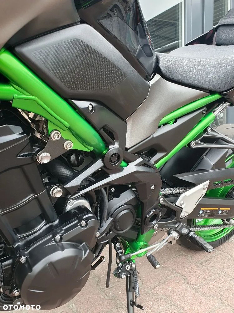 Kawasaki Z 900 - 8