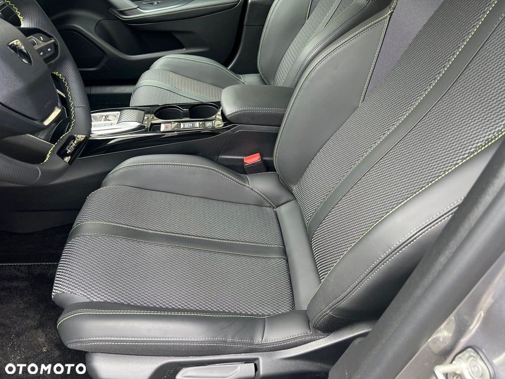 Peugeot 2008 1.2 PureTech GT S&S EAT8 - 9
