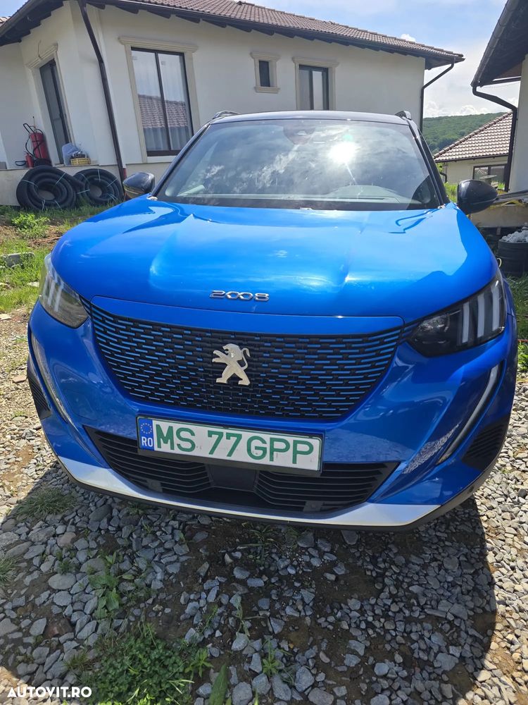 Peugeot 2008 50 kWh GT - 2