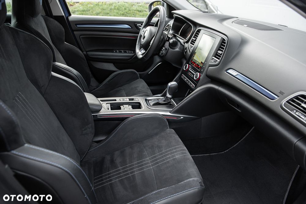 Renault Megane ENERGY TCe 205 EDC GT - 36