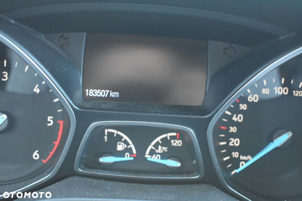 Ford Kuga 2.0 TDCi 2x4 Titanium - 13
