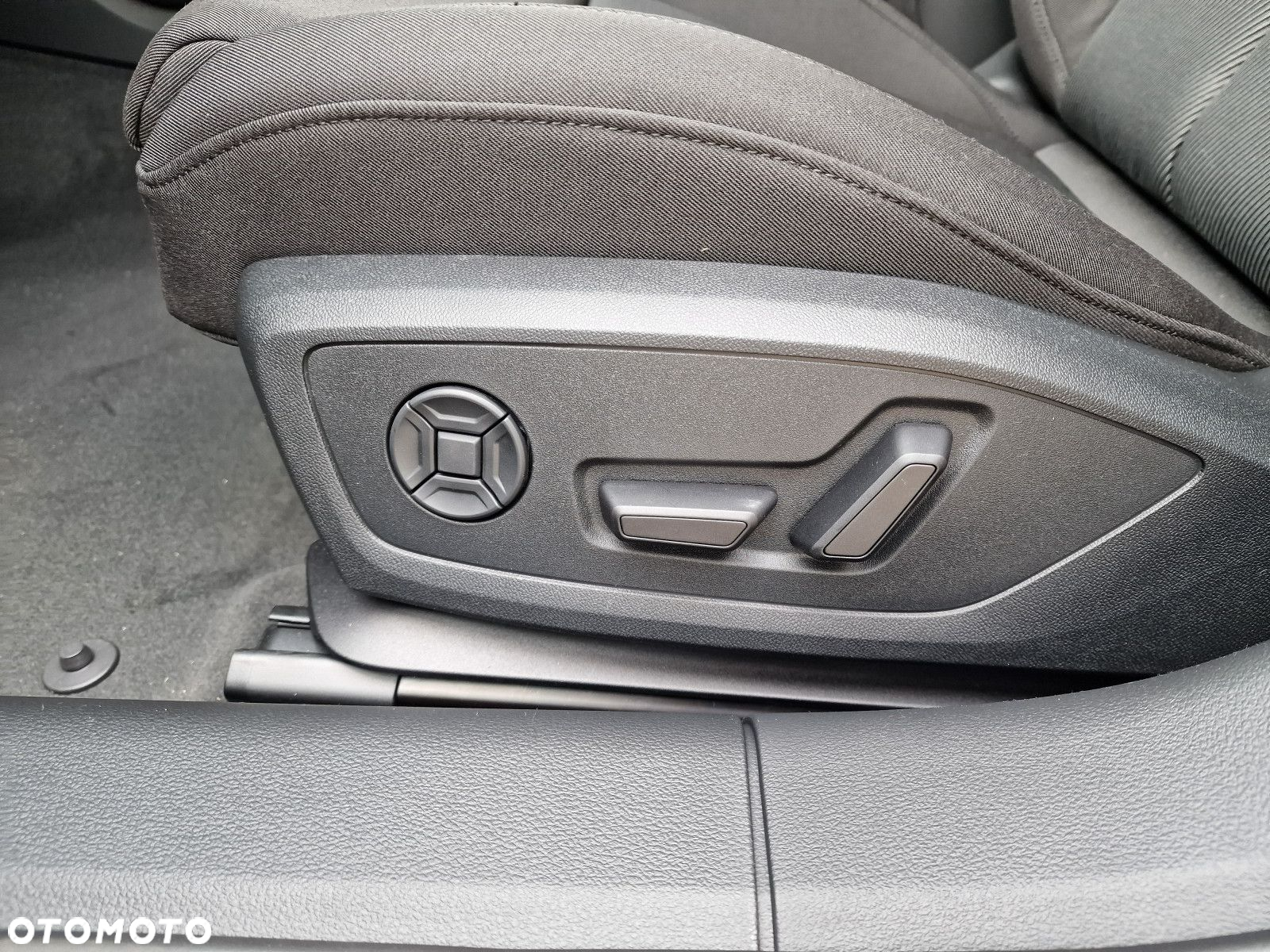 Audi A6 - 12
