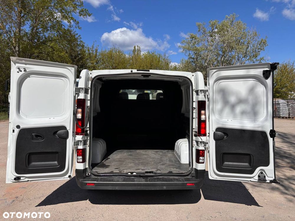 Renault Trafic (6 Osobowy) - 9