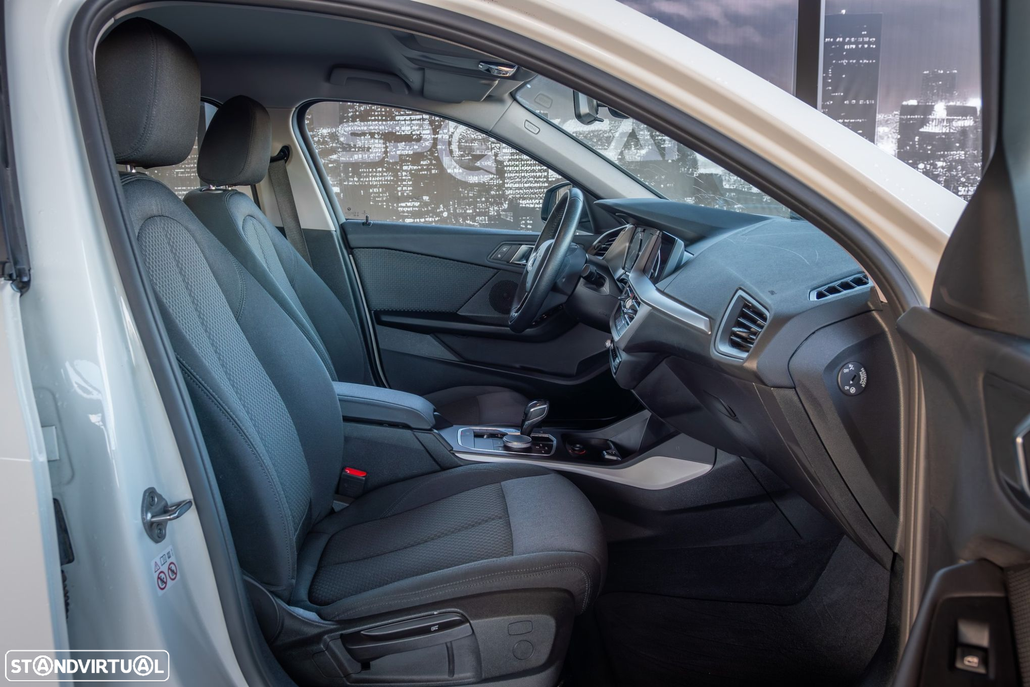 BMW 118 d Auto - 6