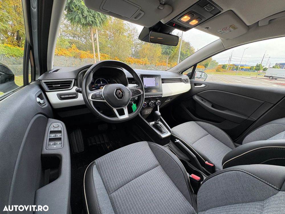 Renault Clio V E-Tech 145 Techno - 13