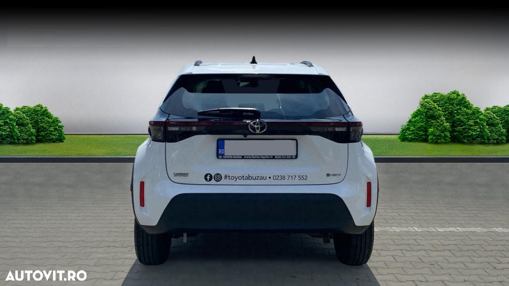 Toyota Yaris Cross 1.5 VVT-i HSD 4x2 Active - 4