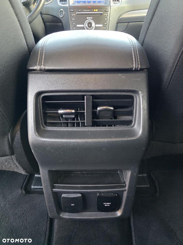 Ford S-Max 2.0 EcoBlue Titanium - 20