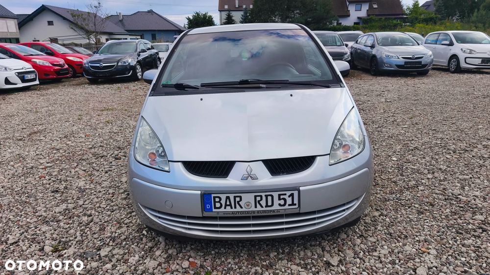 Mitsubishi Colt - 3