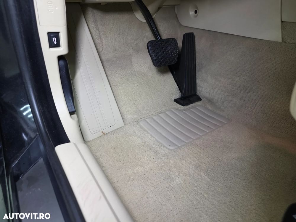BMW Seria 5 520d Aut. Edition Fleet Exclusive - 22