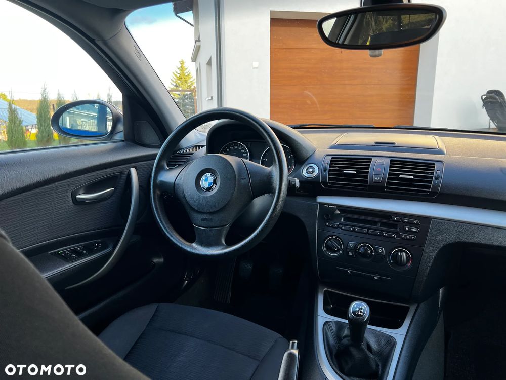 BMW Seria 1 118d - 19