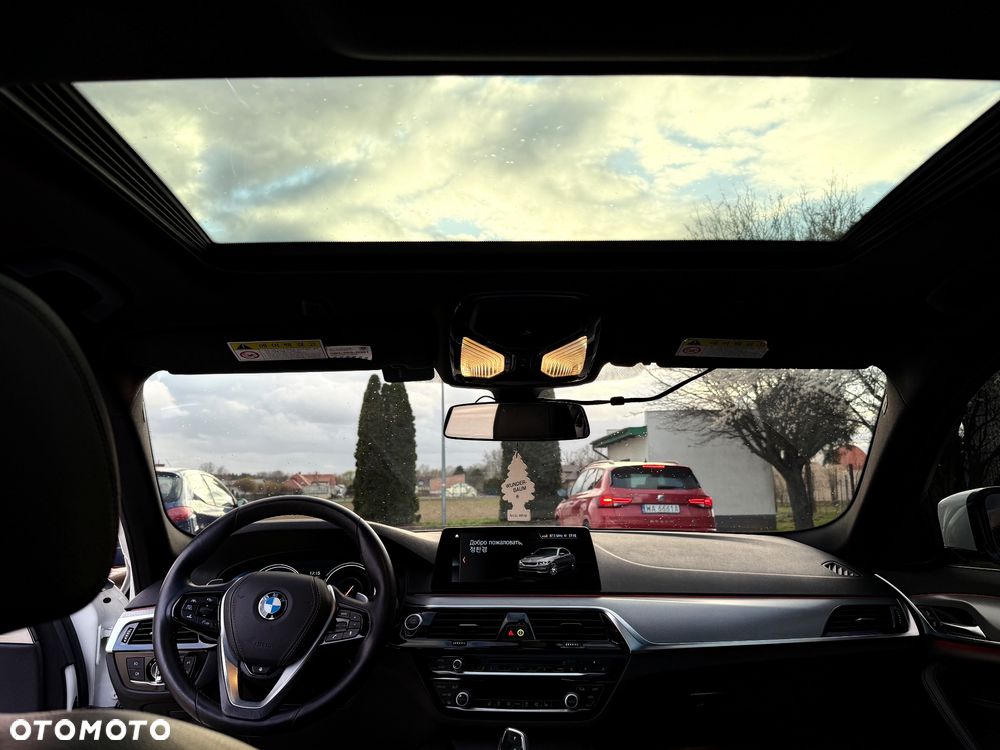BMW Seria 5 530i xDrive M Sport sport - 15