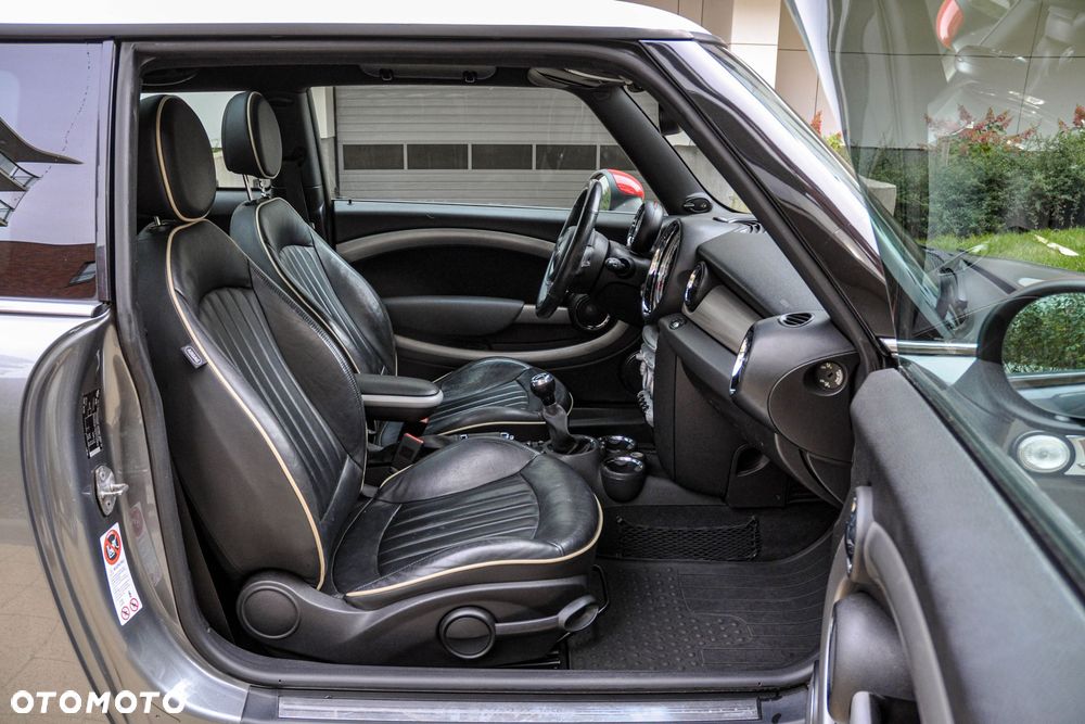 MINI Cooper S Standard - 11