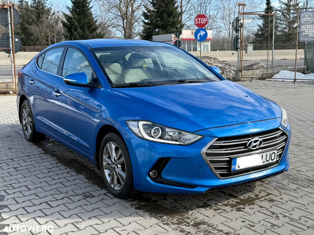 Hyundai Elantra 1.6 CRDI Exclusive - 1