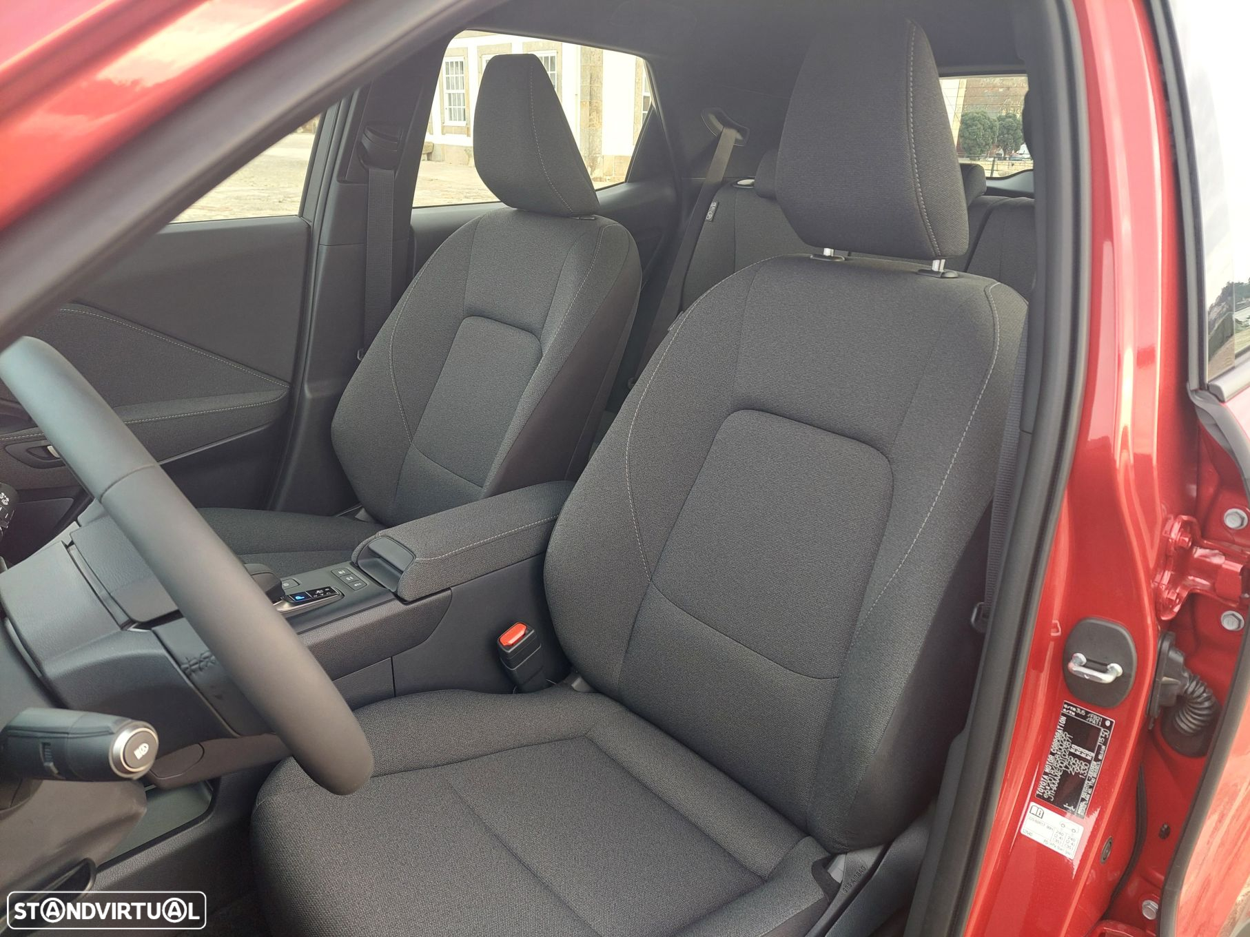 Lexus LBX Standard - 16