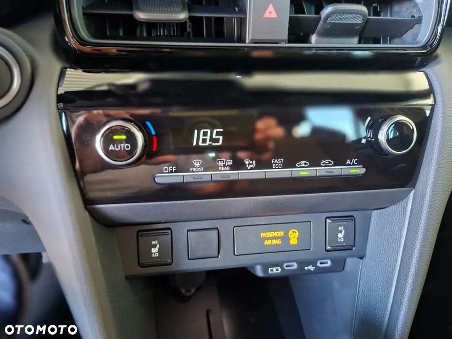 Toyota Yaris Cross - 11