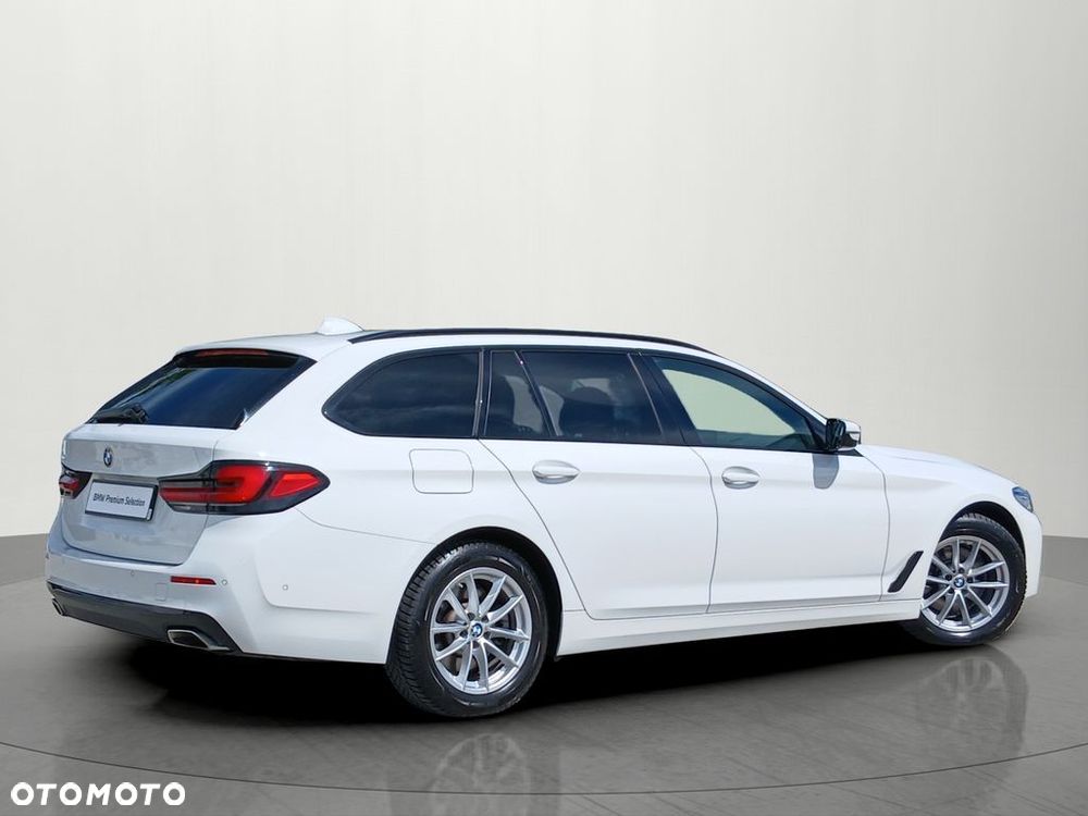 BMW Seria 5 518d - 7