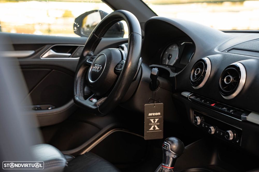 Audi S3 Sportback 2.0 TFSi quattro S tronic - 24