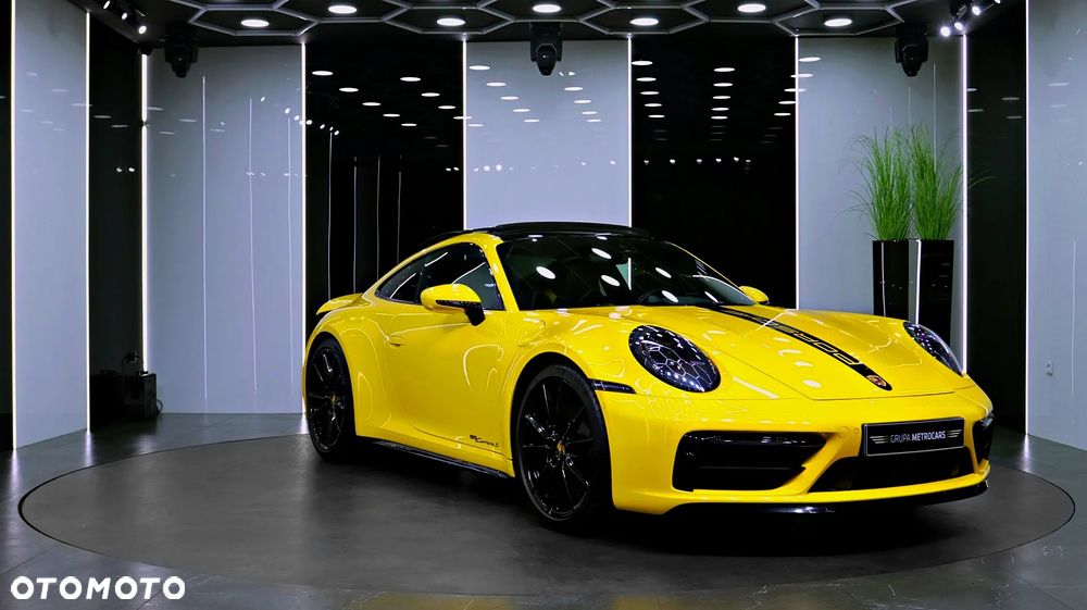Porsche 911 Carrera S - 16