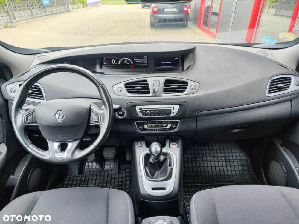 Renault Grand Scenic dCi 110 LIMITED - 19