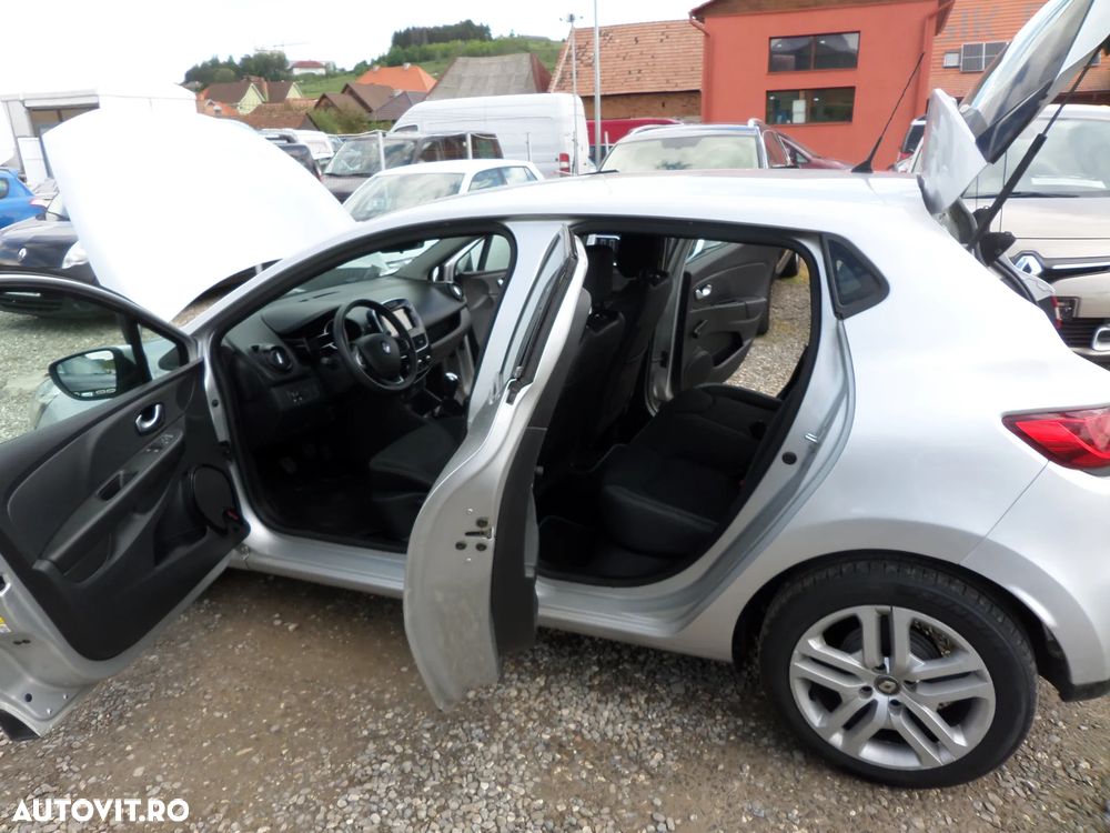 Renault Clio Energy TCe 90 Business - 24