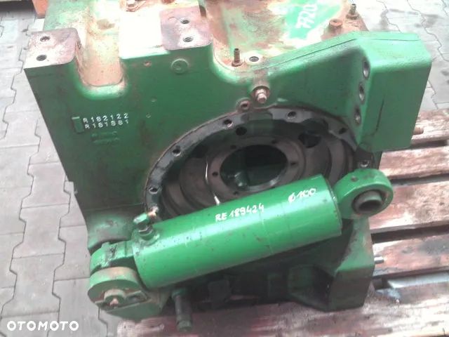 Obudowa tylnego mostu IVT John Deere 7720 - 5