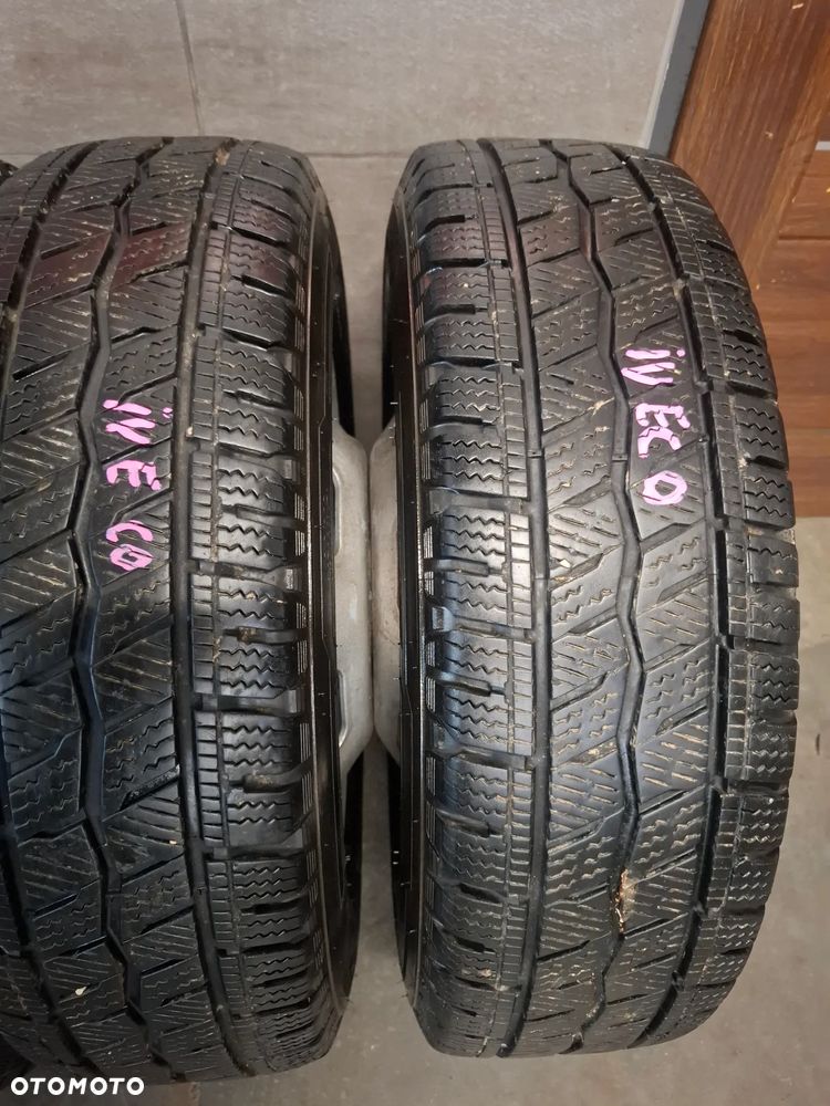 Koła 4x felgi z oponami Iveco Daily bliźniak 2016 rok opony Hankook zima 195/75/R16C bieżnik opon komplet po 5mm - 9